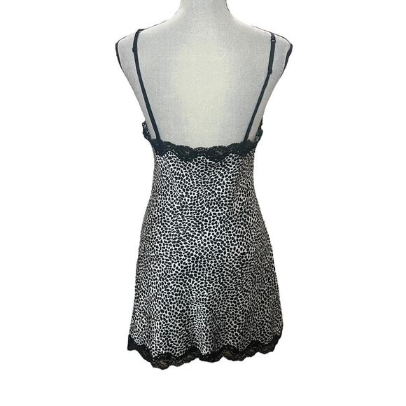 Victoria's Secret Y2K Black & Ivory Coquette Cheetah Print Lace Trim Y2K Chemise - Picture 6 of 8
